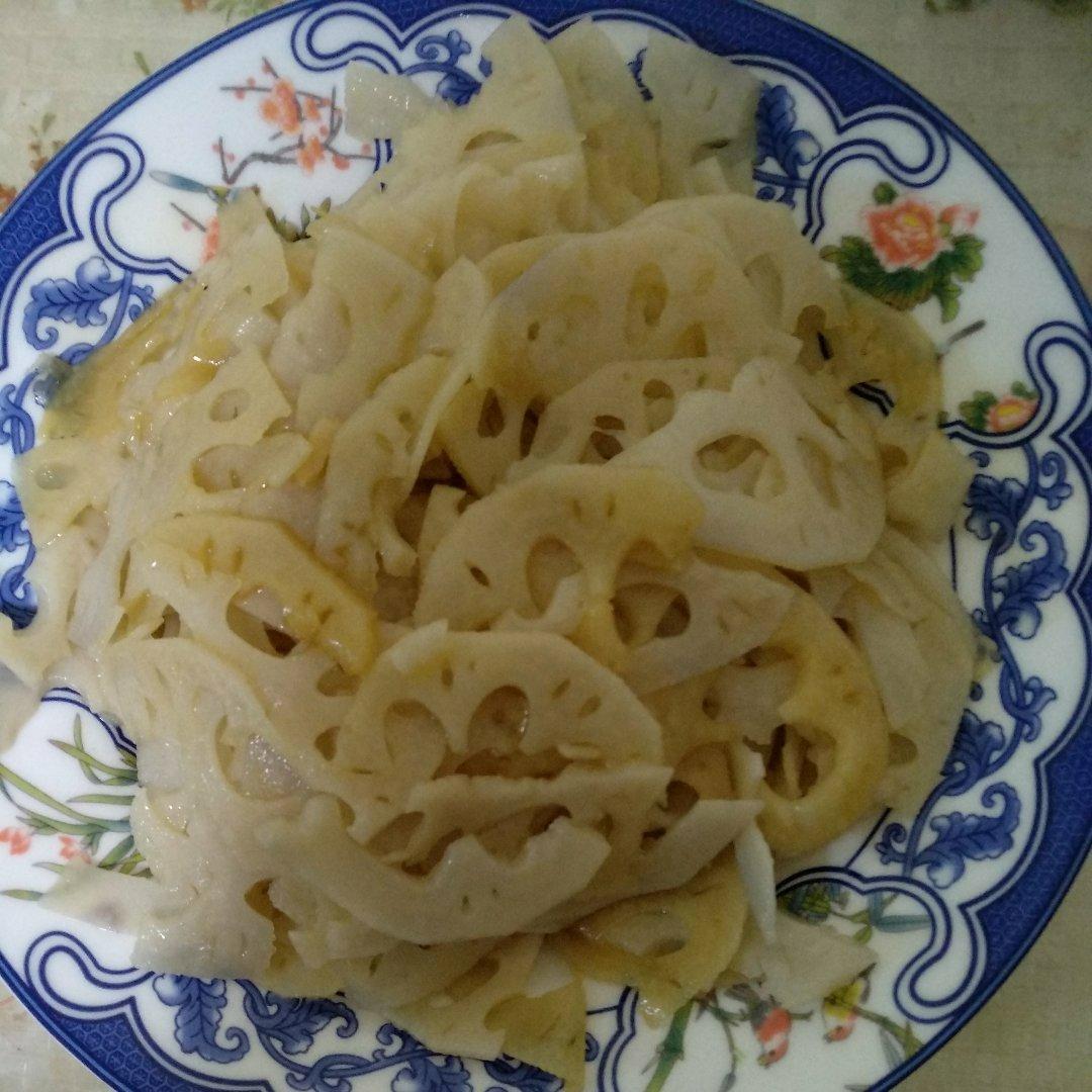 凉拌莲菜