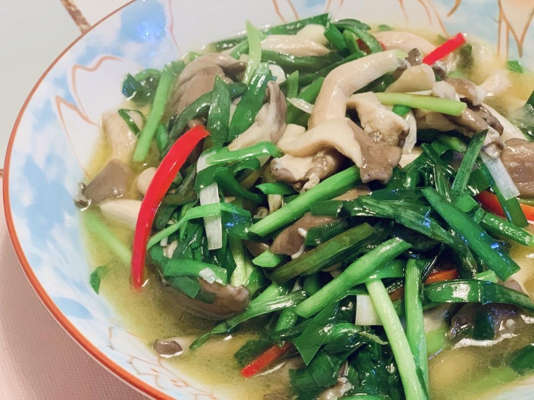 平菇炒肉(＋韭菜版)