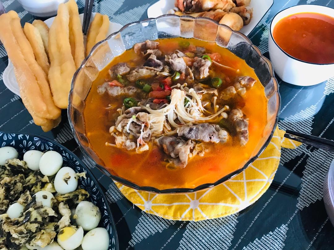 堂妈小厨——酸汤肥牛