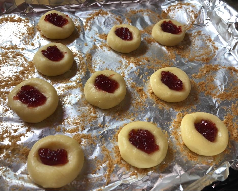 红莓果酱饼干