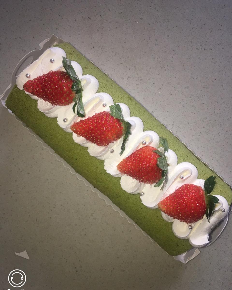 抹茶戚风蛋糕卷