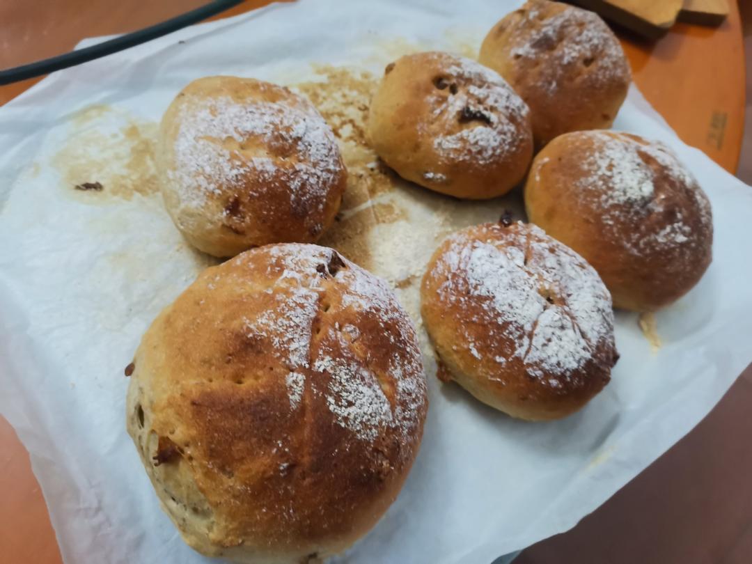 全麦蔓越莓核桃软欧包