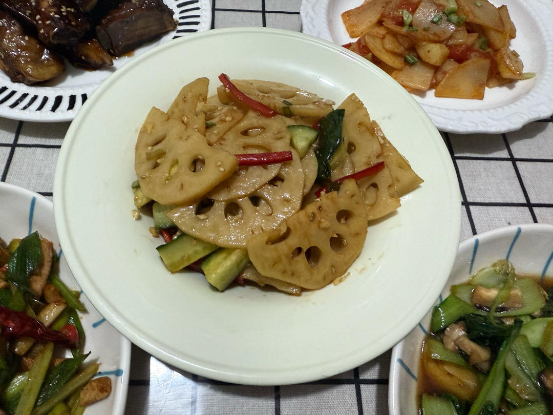 凉拌藕片