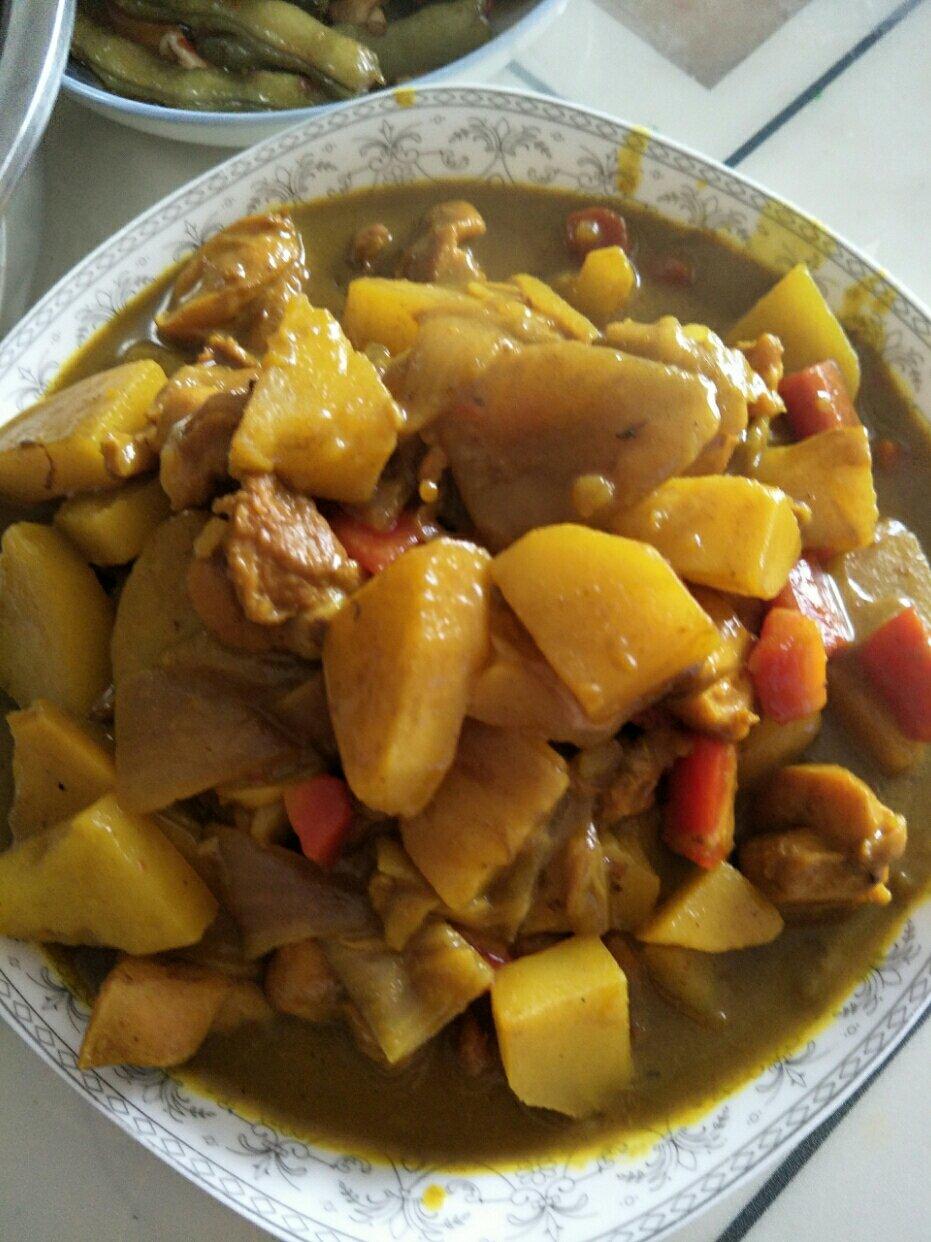 咖喱鸡肉饭