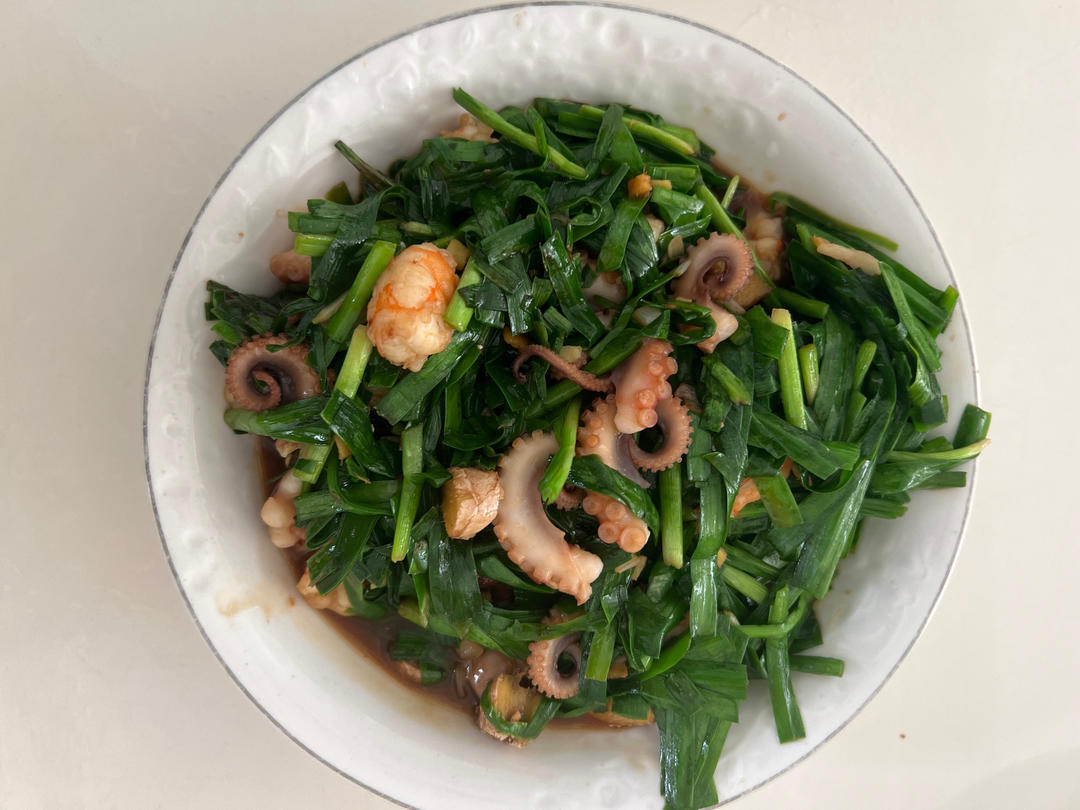 家常韭菜炒鱿鱼须