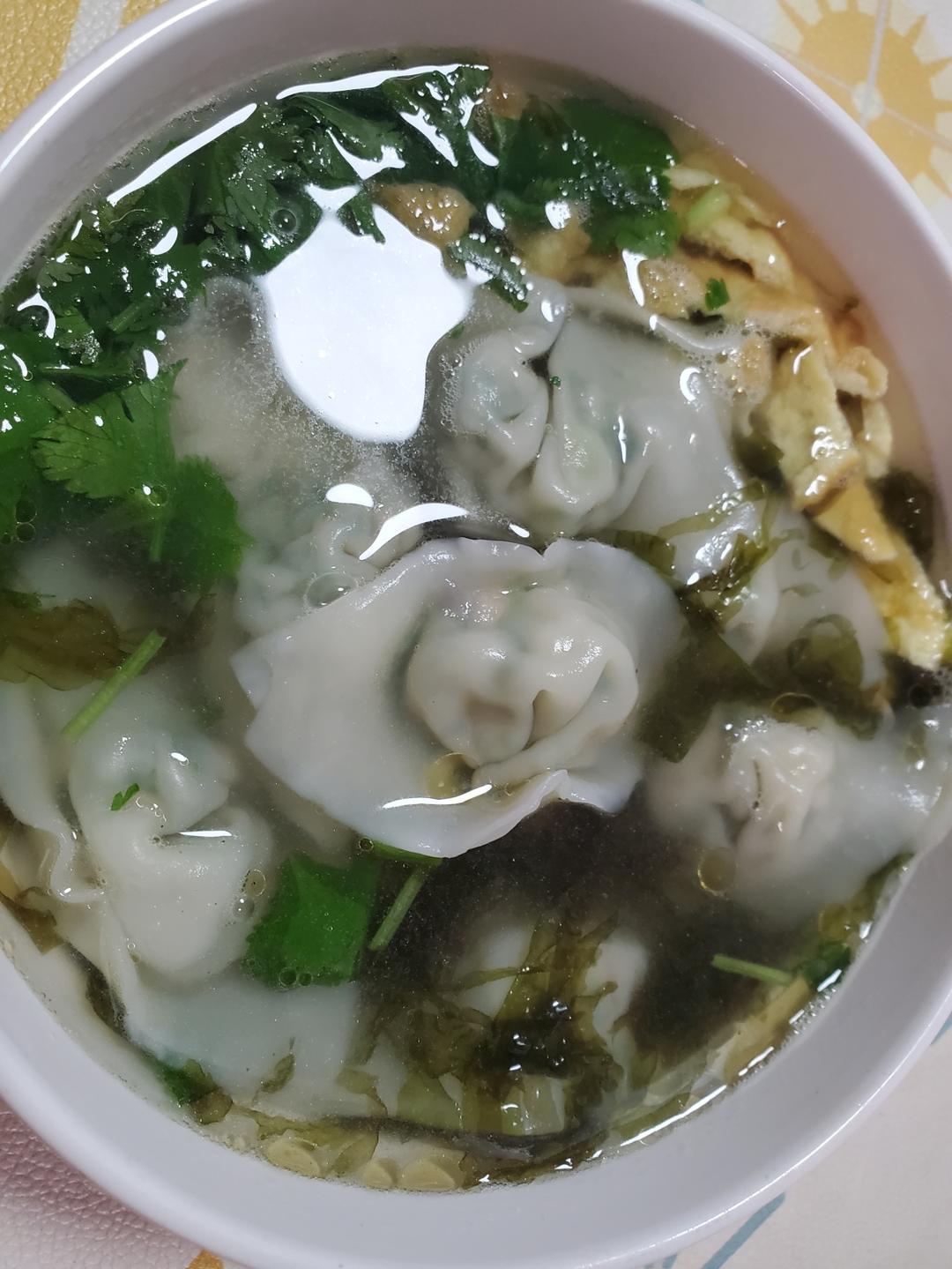 上海荠菜大馄饨