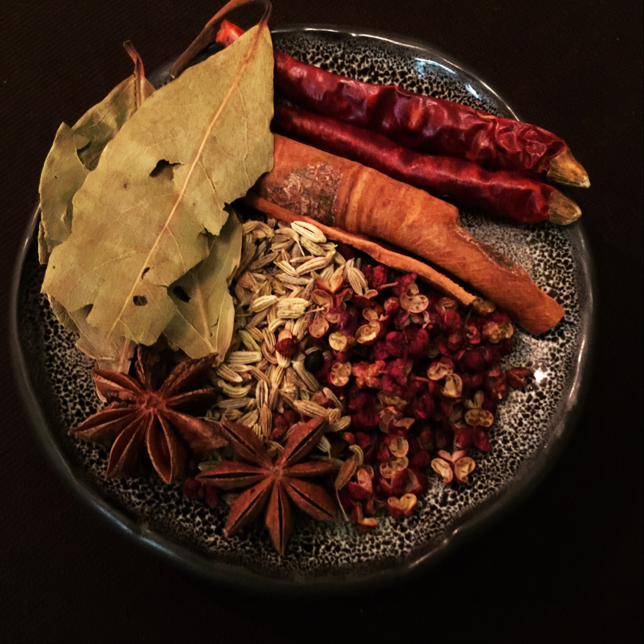 电饭煲煮五香茶叶蛋