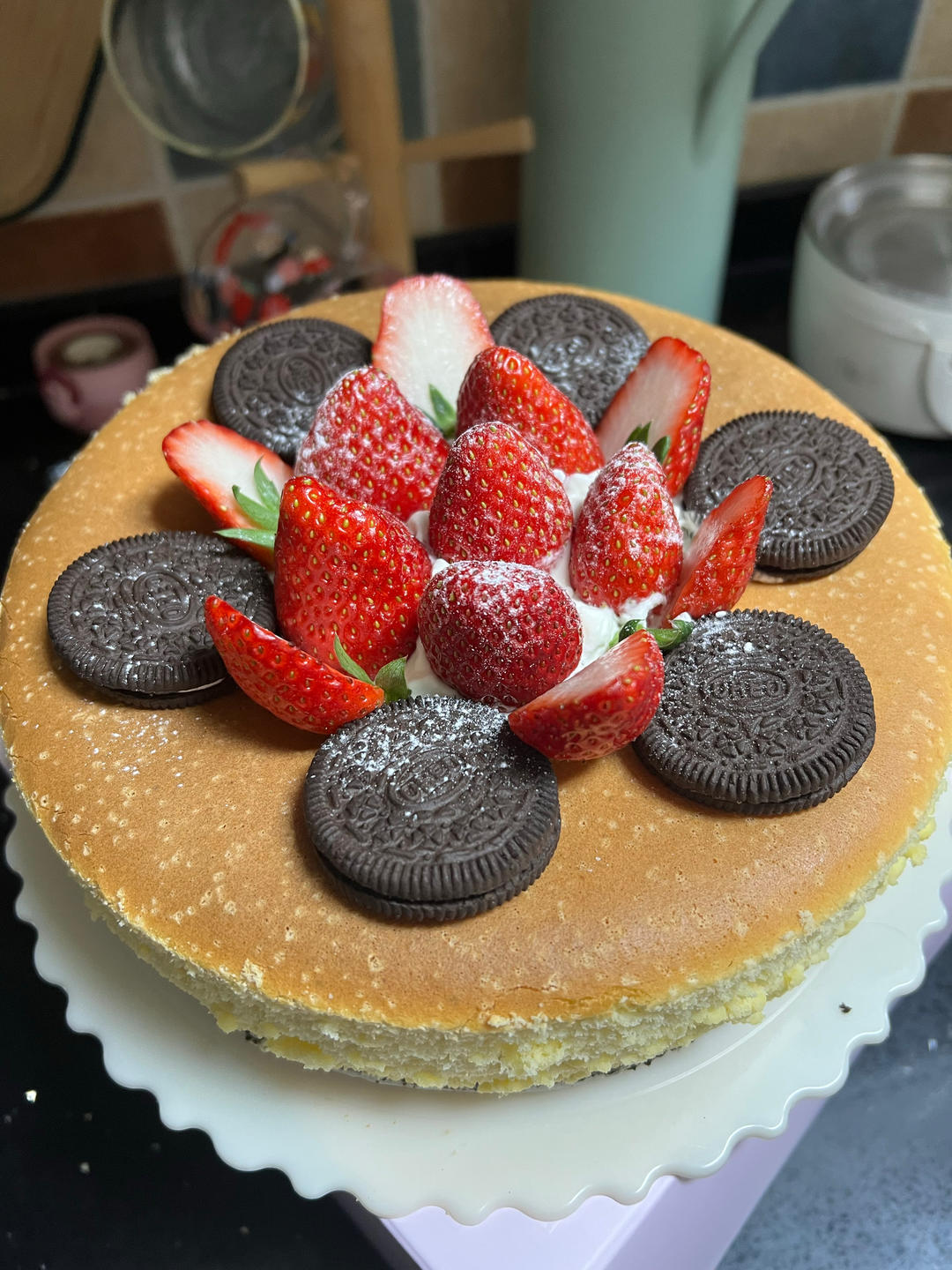 柠檬轻乳酪蛋糕 奥利奥底&草莓装饰