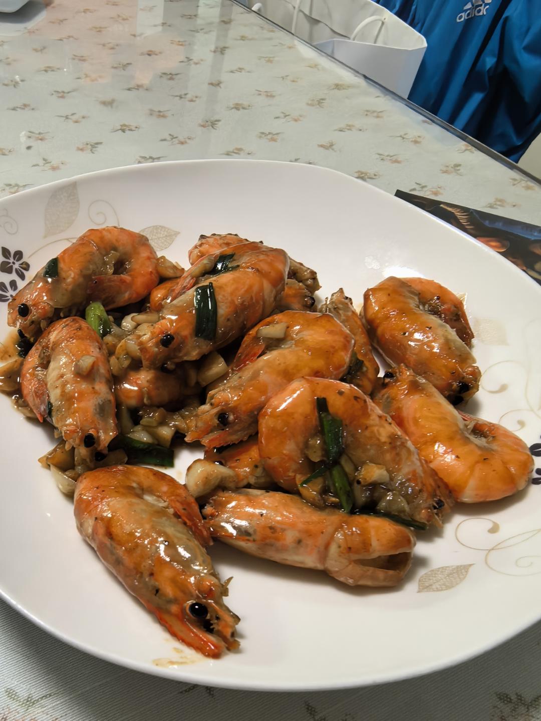 芥末蒜蓉罗氏虾