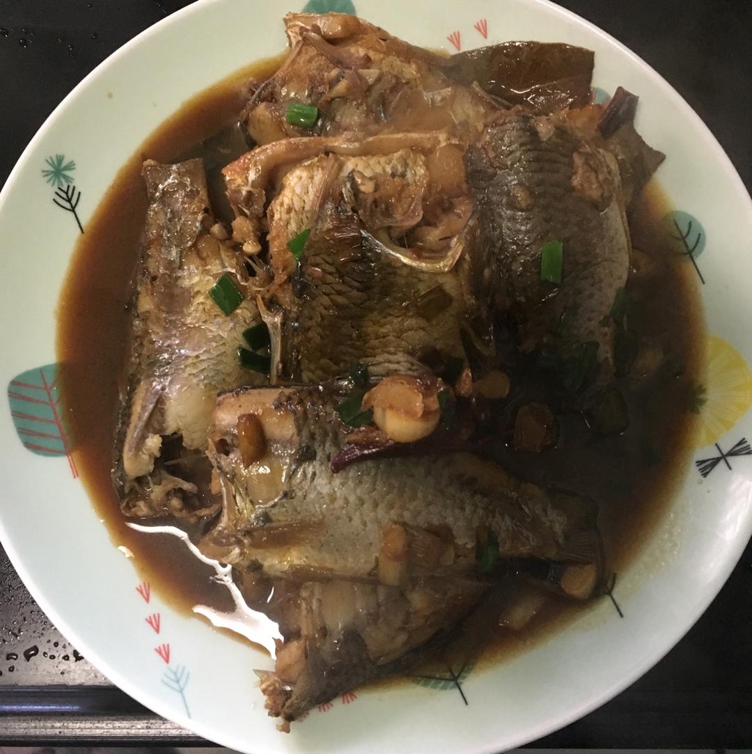 红烧鲫鱼