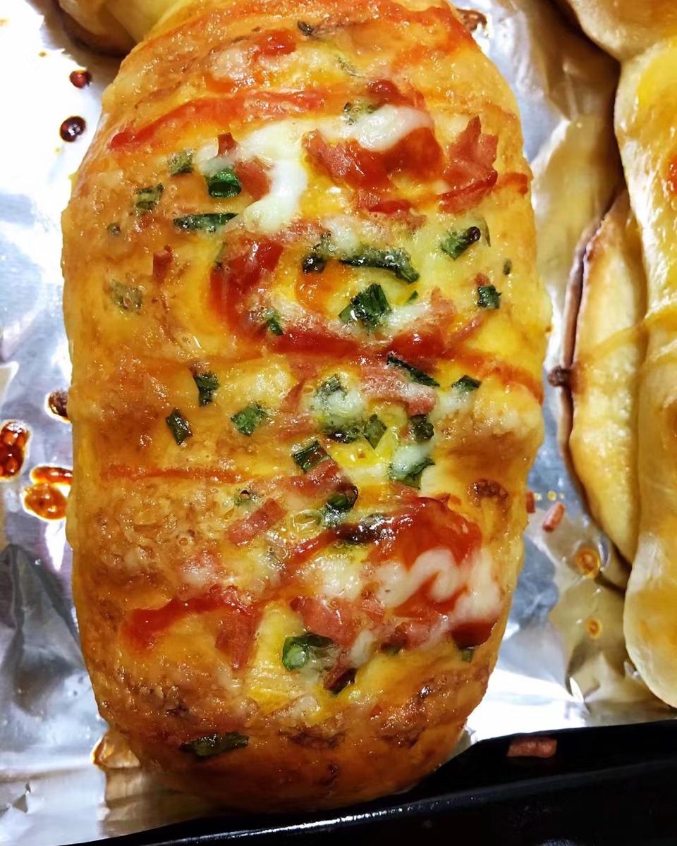 葱香芝士肉松包