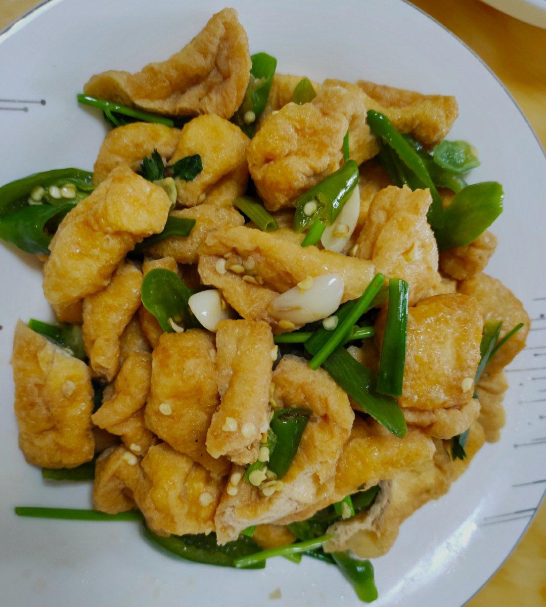 小树今天吃饭了吗做的青椒油豆腐
