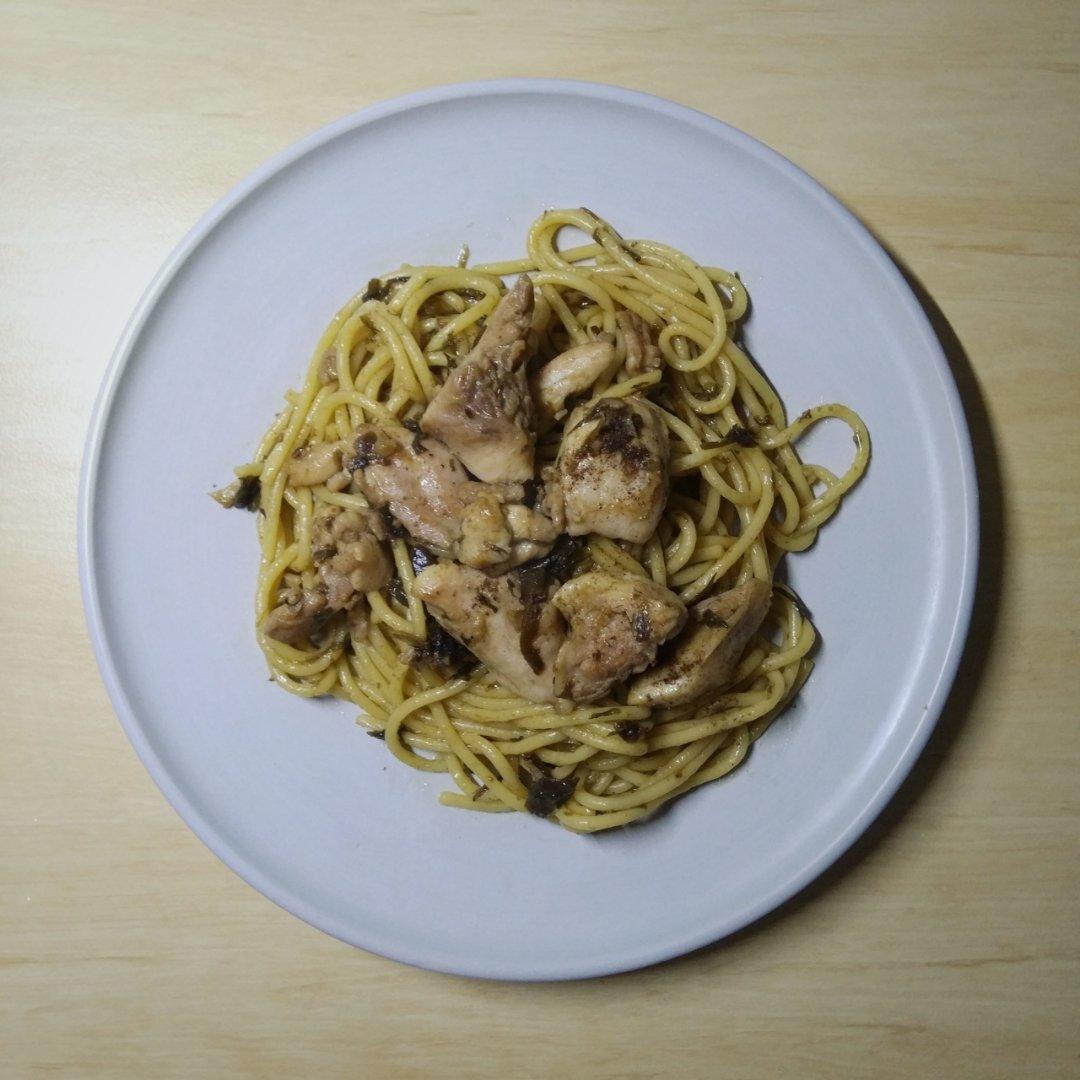 可能是最好吃系列--橄榄菜培根意面