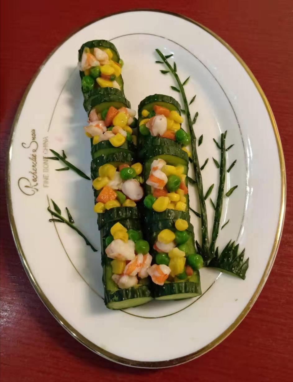 翠竹报春节节高