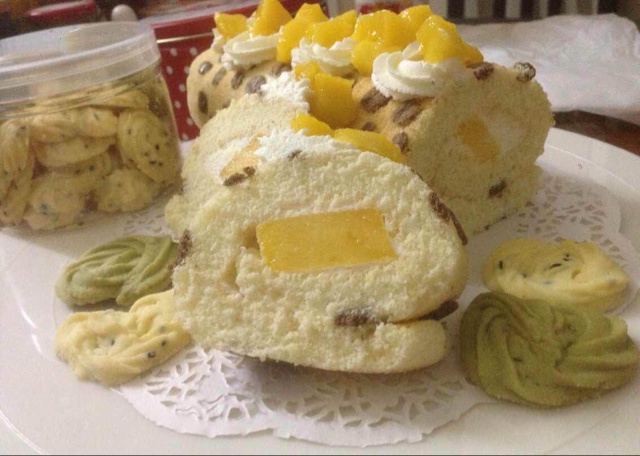 可可奶油波点蛋糕卷