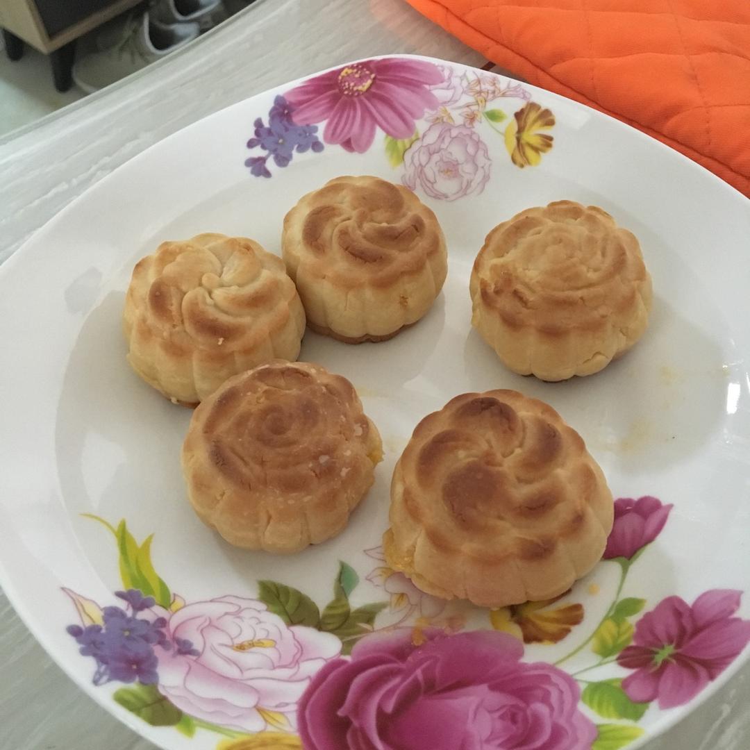 a悦榕庄黄13853567277做的流心奶黄月饼(无吉士粉/转化糖浆版本)【曼