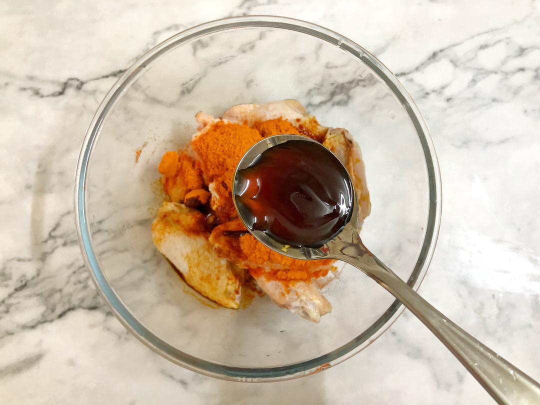 奥尔良烤鸡翅‼️秒杀KFC的做法 步骤4