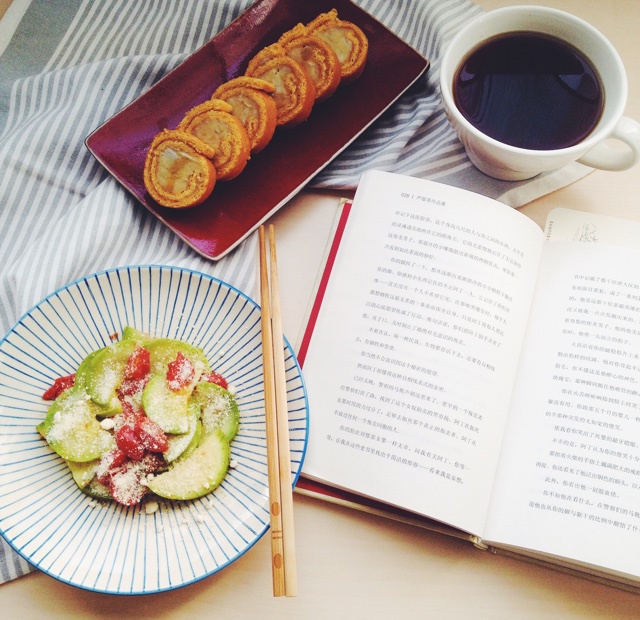 西葫芦天使芝士热沙拉