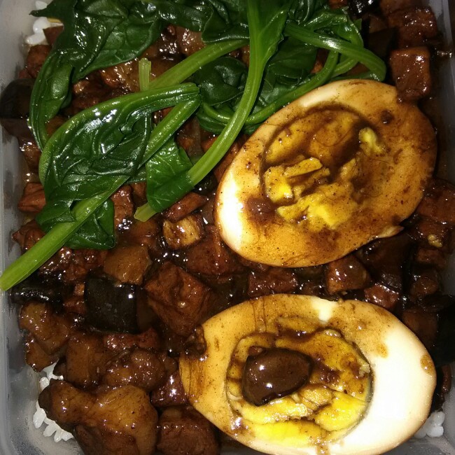 家常卤肉饭