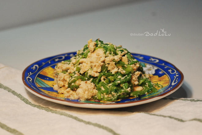 《昨日的美食》白芝麻豆腐拌菠菜@坏露露的露台食光的做法