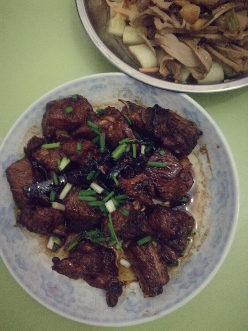 红烧排骨