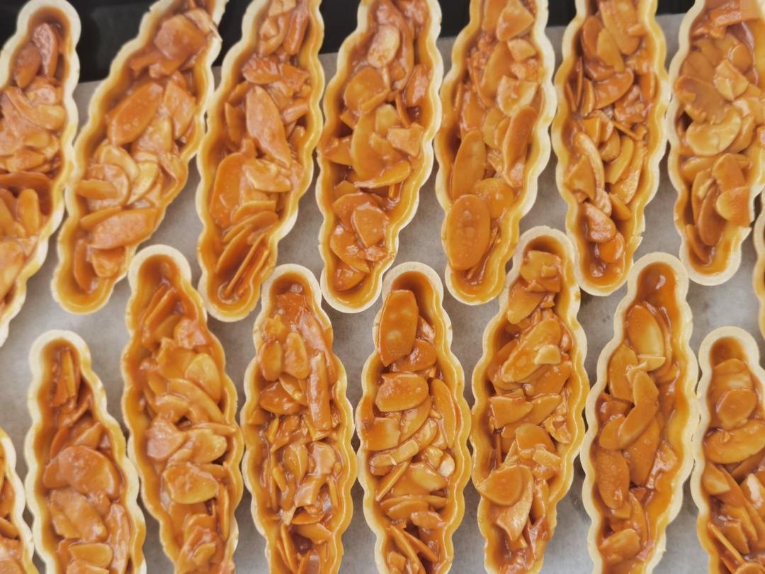 私房爆款焦糖杏仁糯米船