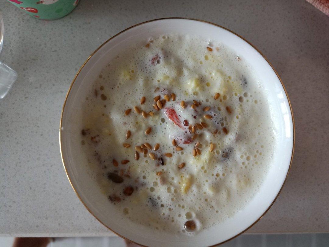 牛奶鸡蛋醪糟 冬日里最爱的甜品汤