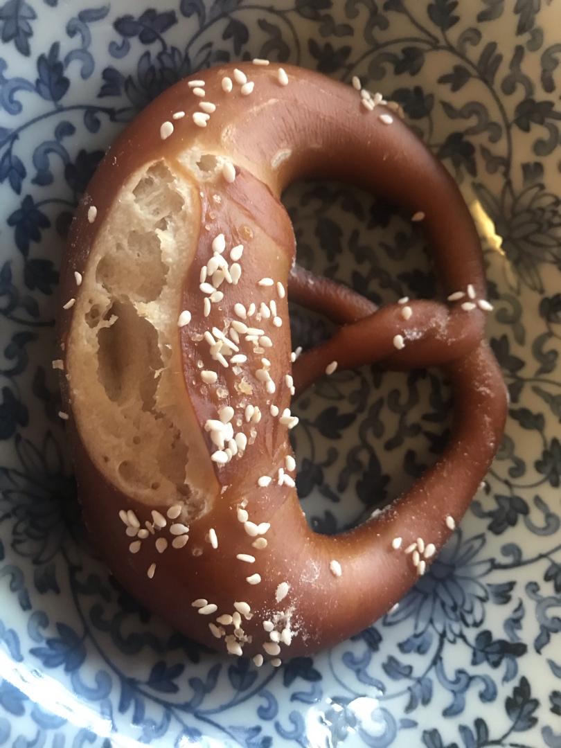 Pretzel碱水面包结（天然酵种）