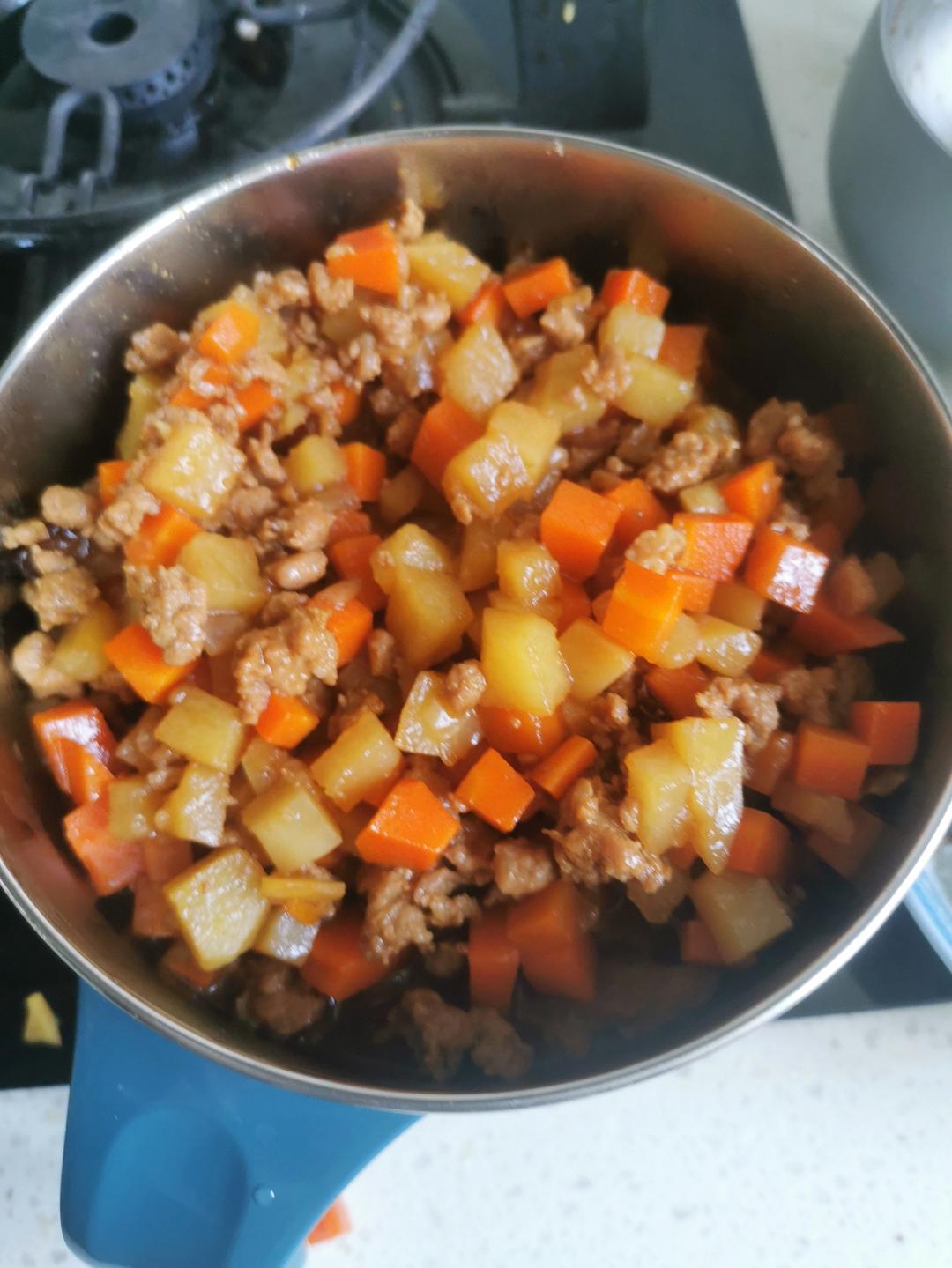 肉末土豆胡萝卜丁