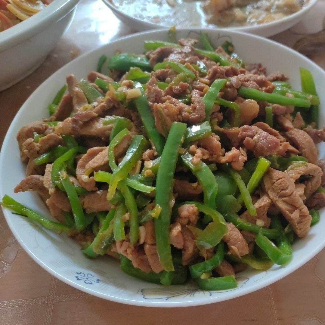 青椒炒肉丝