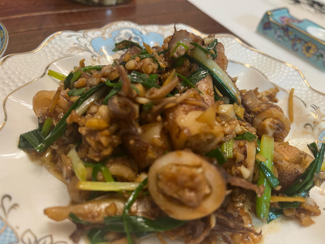 红烧带膏小鱿鱼