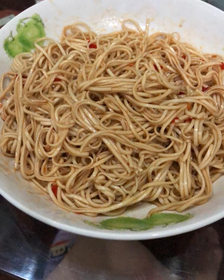 好吃到宇宙爆炸的外婆凉面