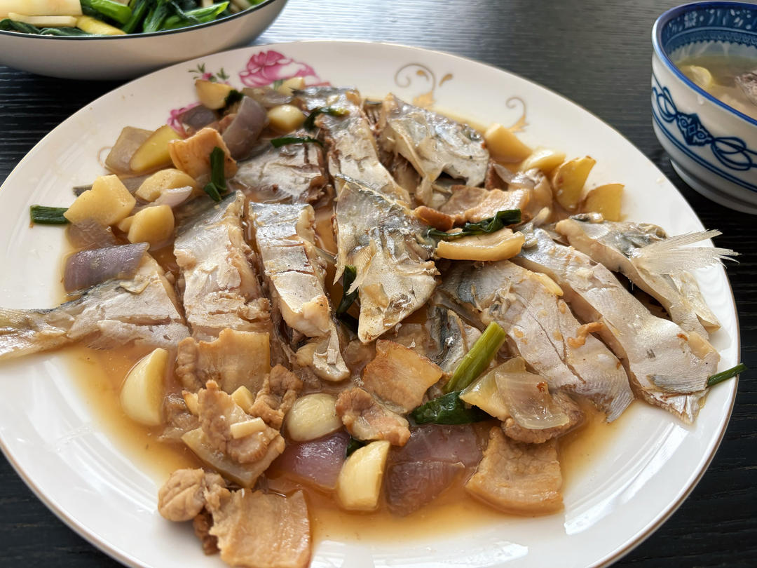 台州鲳鱼烧年糕