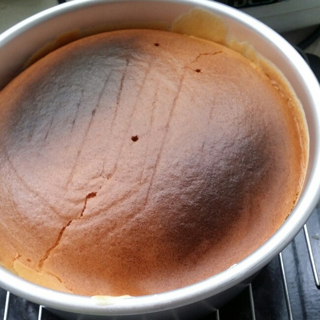 抹茶戚风蛋糕（改自《欢迎进入Grace西点红茶时间》）