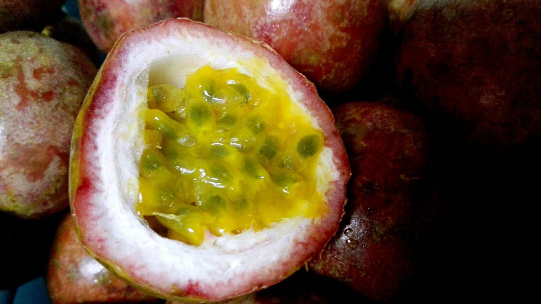 百香果蜜的做法