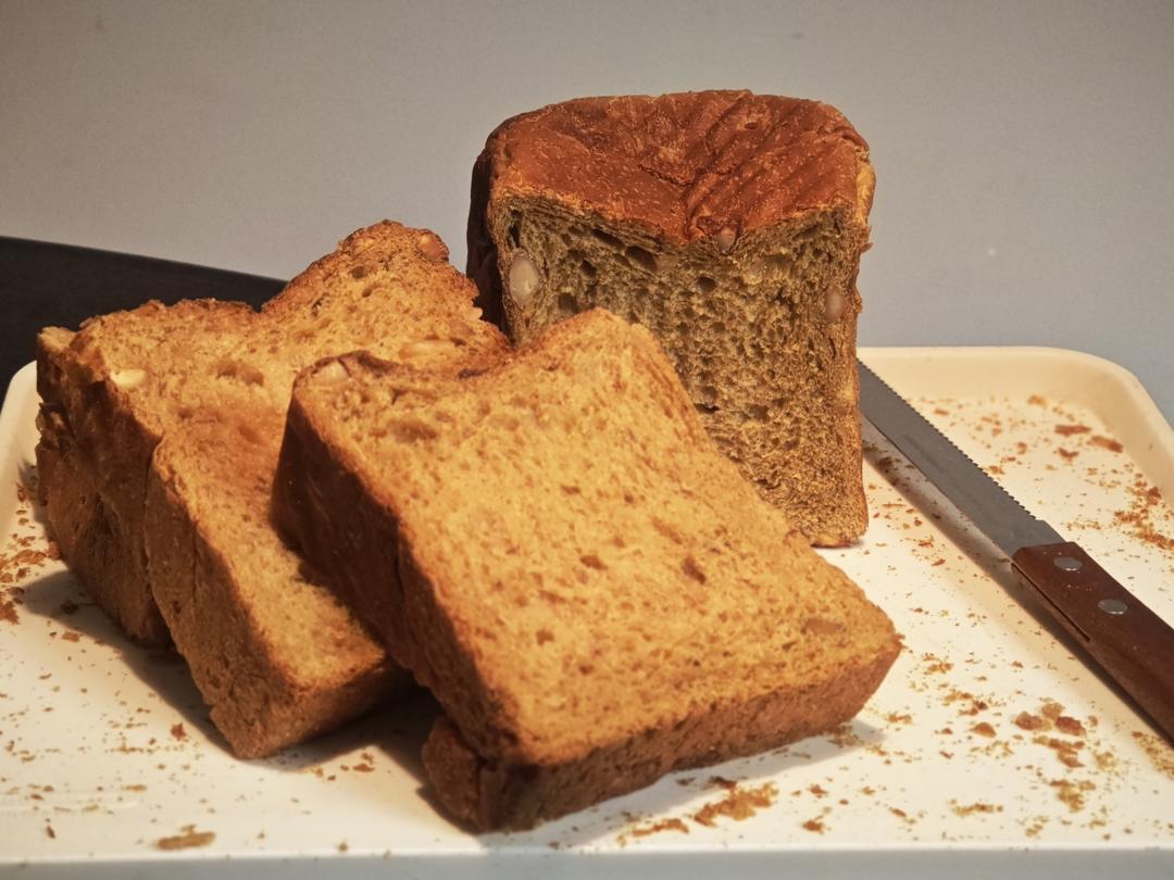 焦糖核桃小方吐司