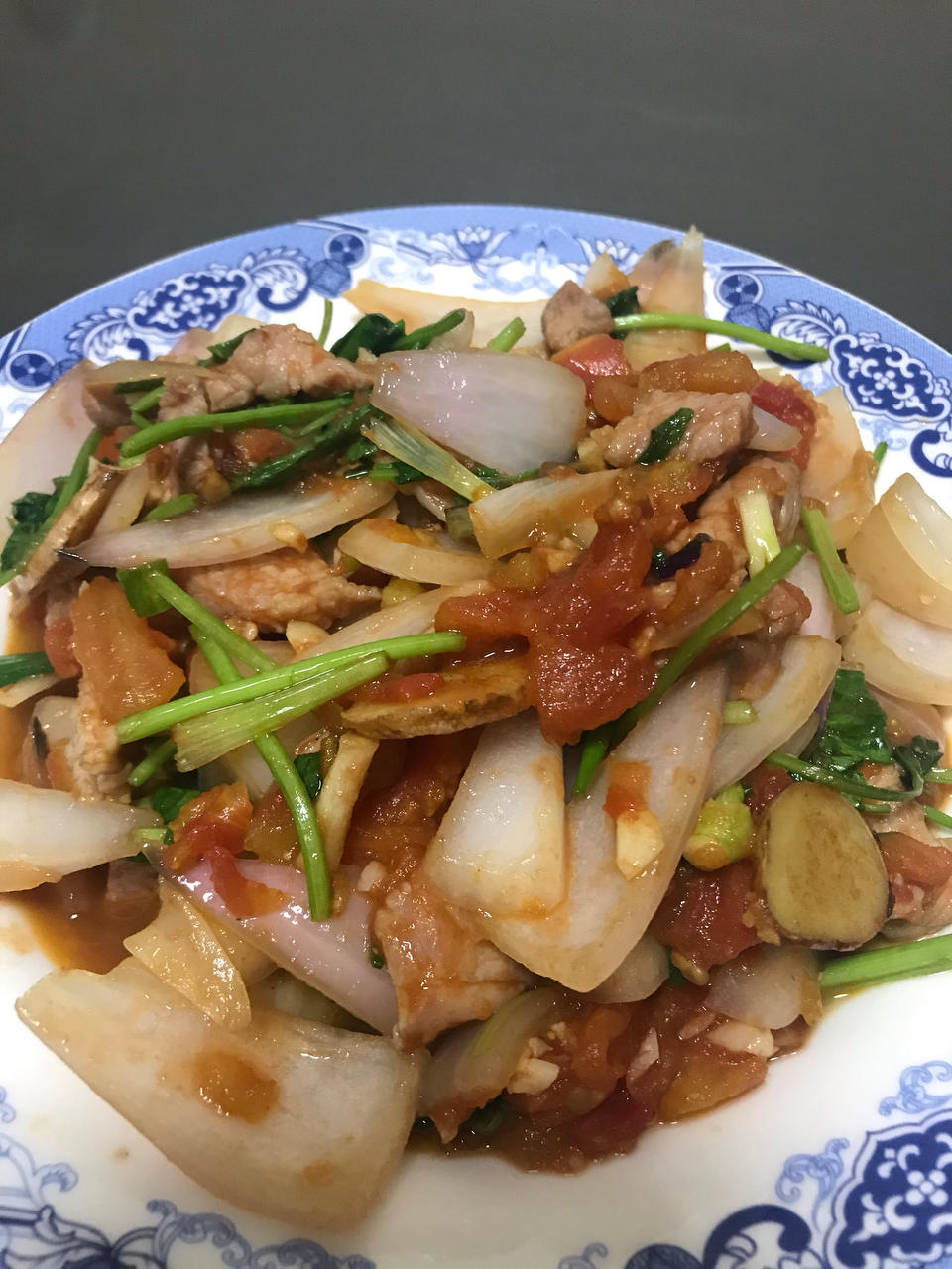 番茄炒洋葱