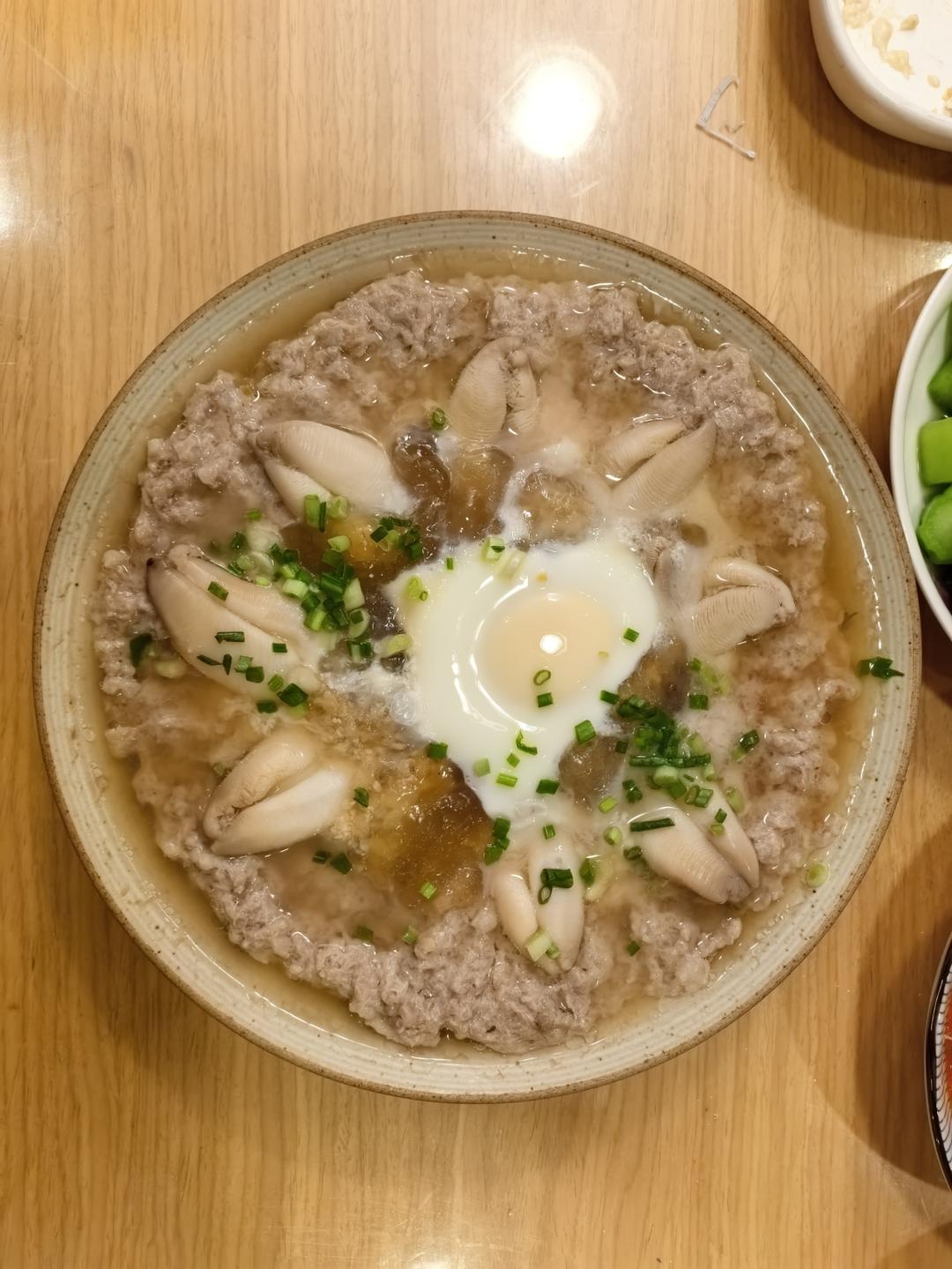 汤汁拌饭味道鲜到掉眉毛的肉末蒸目鱼蛋，蒸肉饼子