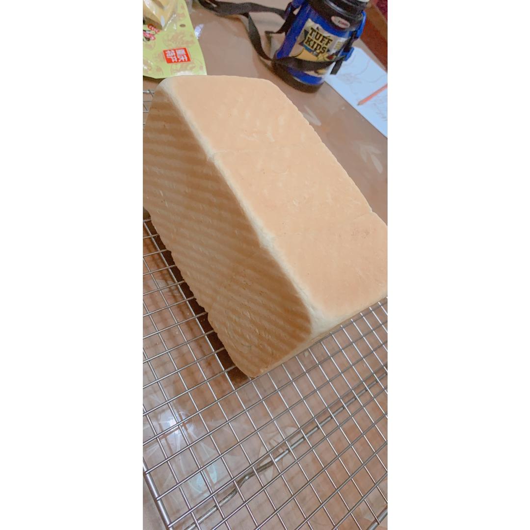 牛奶高钙吐司