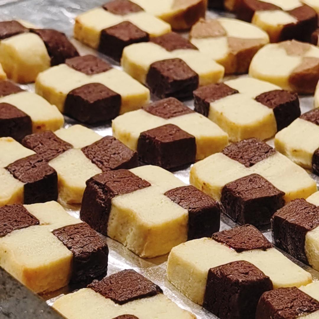 双色小棋格饼干