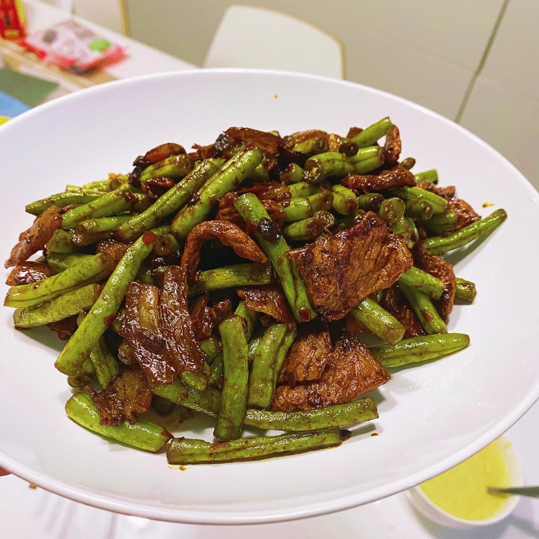 干煸豆角炒肉
