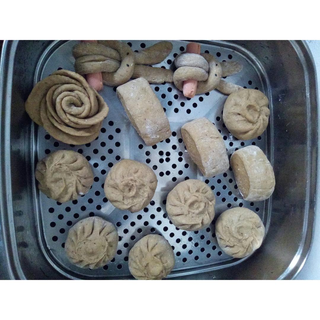 可爱的彩色兔子馒头