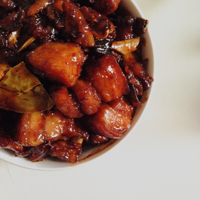 河豚鱼干红烧排骨