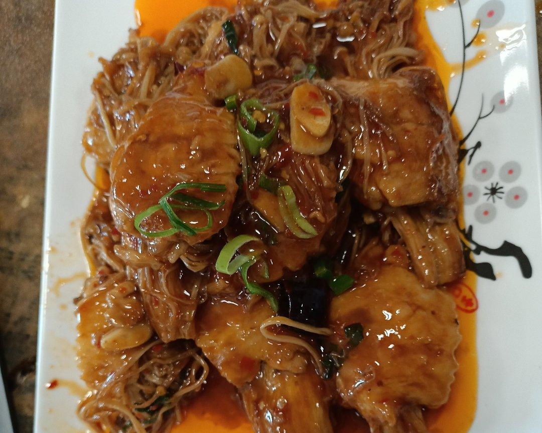 金针菇烧鸡翅