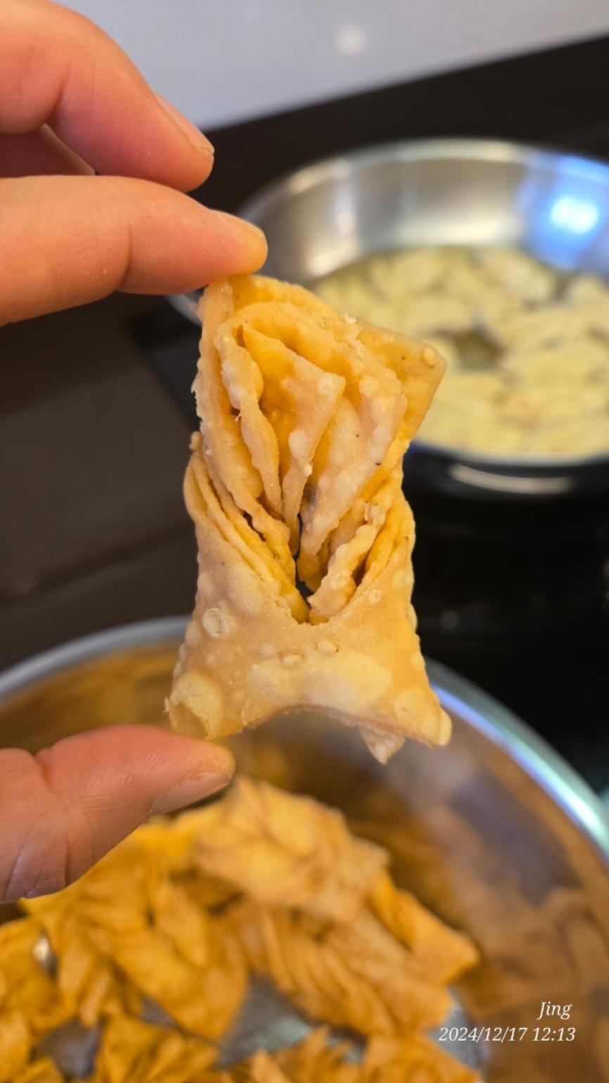 炸果子酥脆的小秘诀 酥香可口做法简单 附细节视频详解