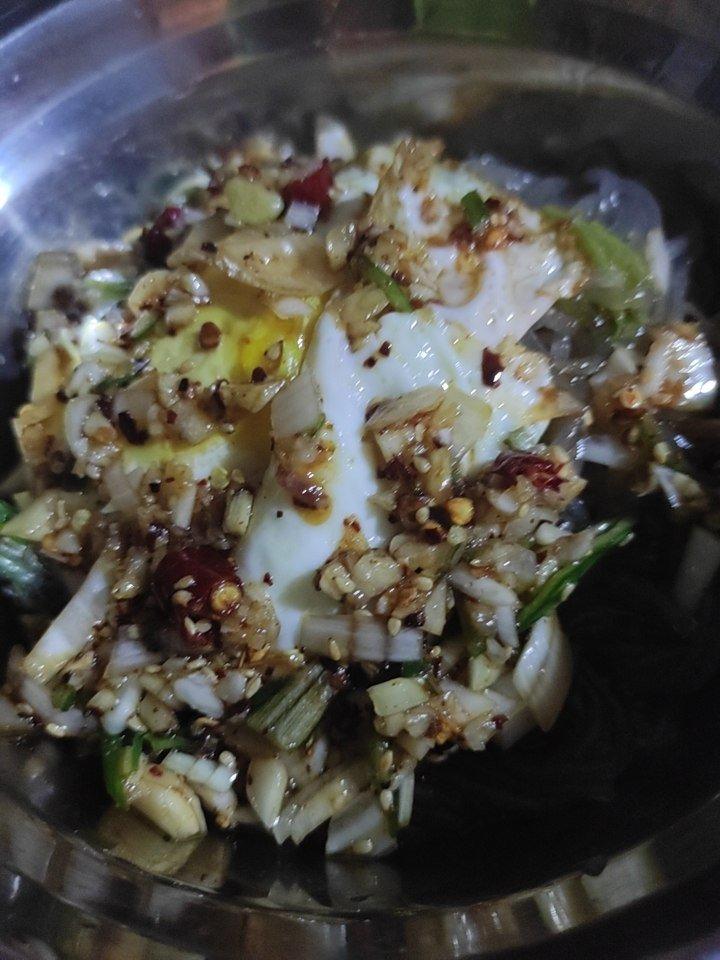 5分钟搞定酸辣过瘾的酸辣粉😋秒杀路边摊儿