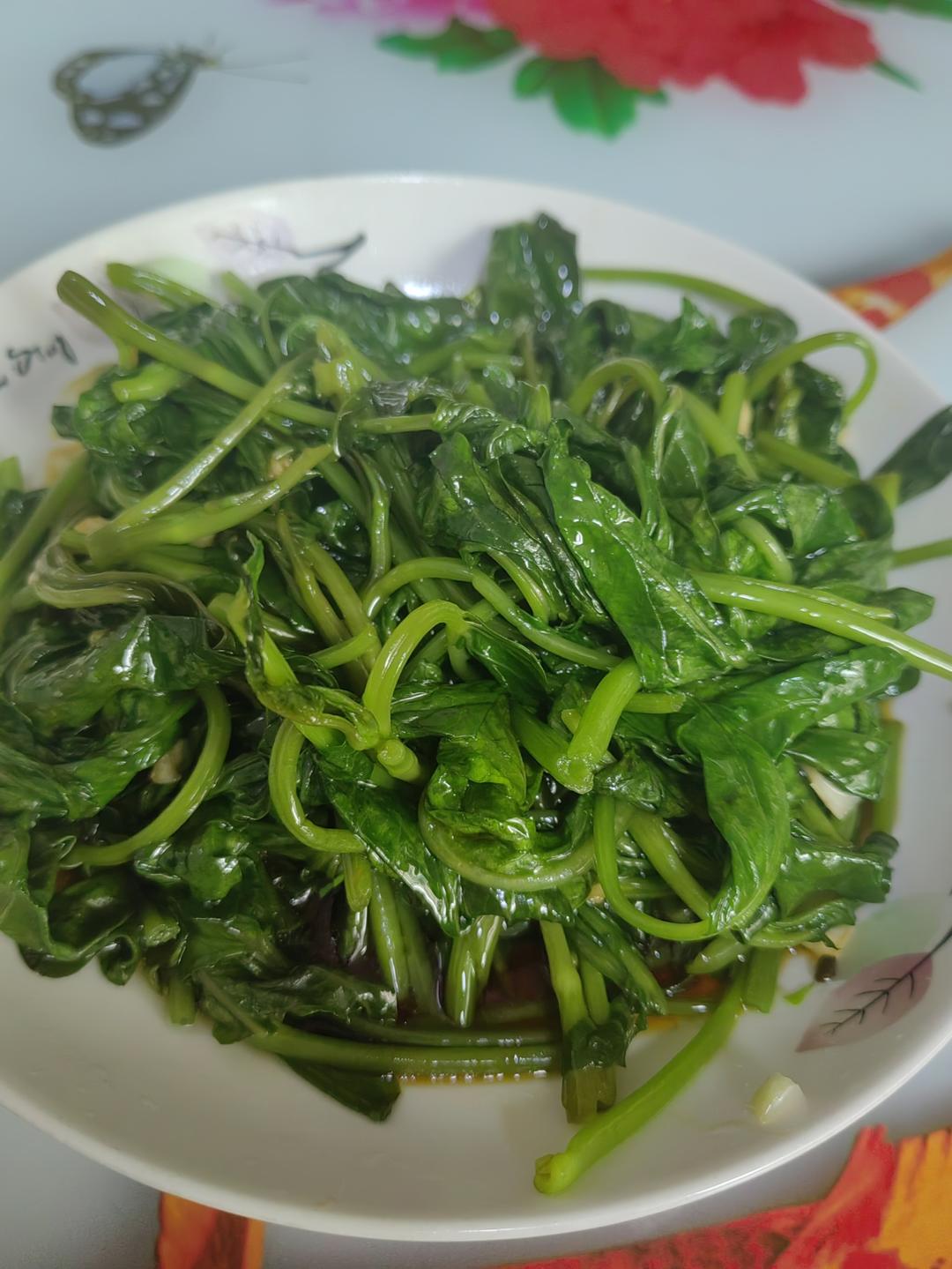 凉拌空心菜