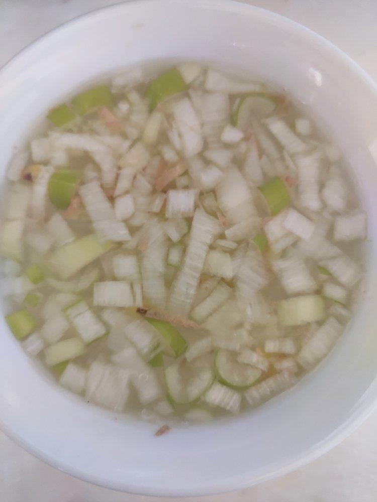 松软多汁的肉包子