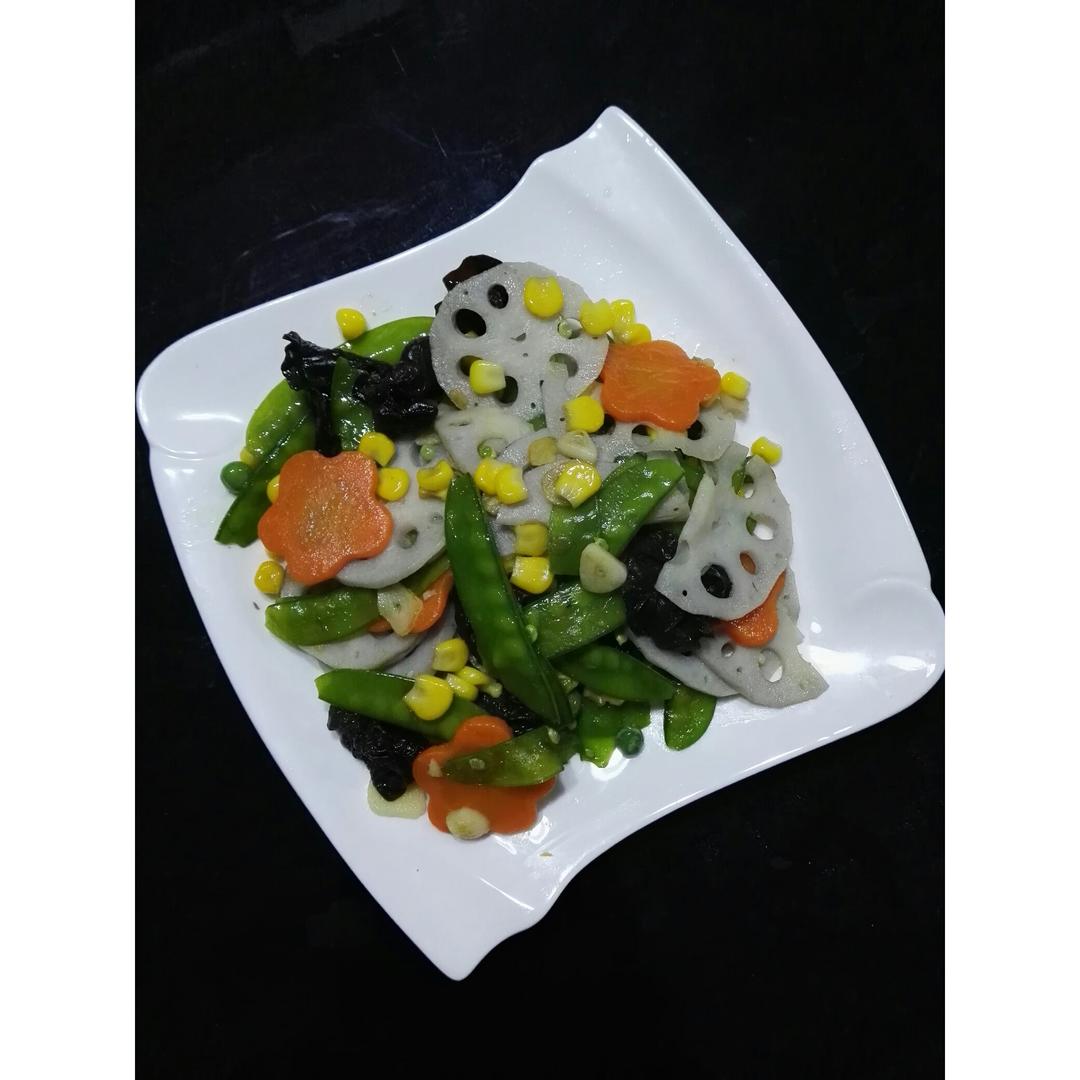 素菜也可以这么美—荷塘小炒