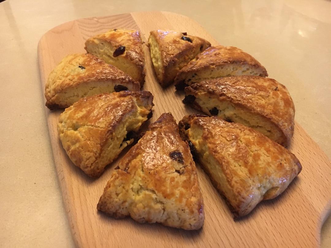 完胜星巴克的超美味酥脆司康 super easy crunched scone